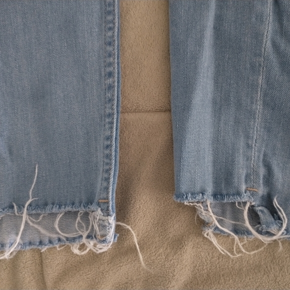 H&M Divided Faded Blue Ripped Skinny Jeans - Picture 3 of 3